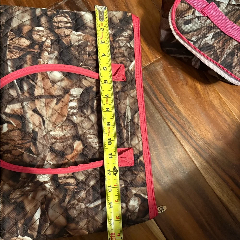 N.Gil Quilted Camo Tote Bag‎ w/ Matching Cosmetic Pouch Pink Trim euc